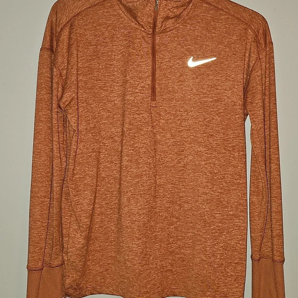 NIKE Running Long Sleeve Half Zip!! Dri Fit Sz XS. Rusty Orange!!